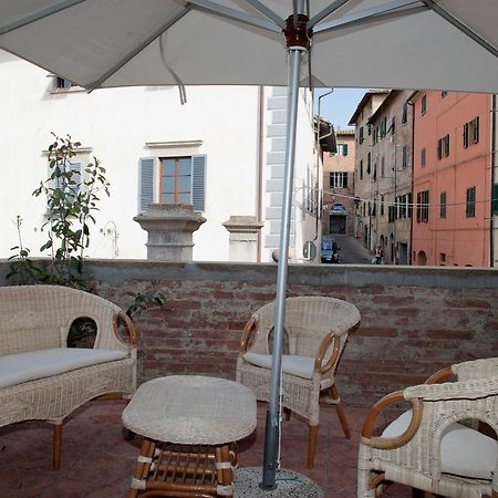 La Terrazza Di Susanna Peccioli Екстер'єр фото